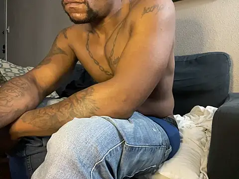 SexxyreddMale online show from 12.28.24