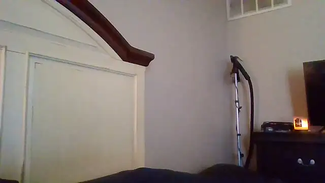 SexxyreddMale online show from 03.19.26