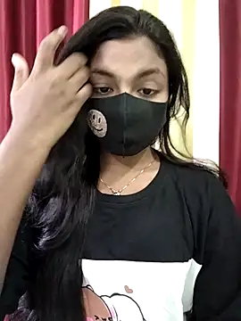 Myra-sen online show from 10.18.25