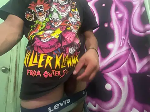 Snapshot of Adateen chatting on 09.23.25 Adateen online show from 09.23.25