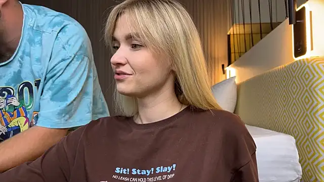 Adelovenick online show from 09.19.25