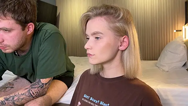 Adelovenick online show from 11.10.25