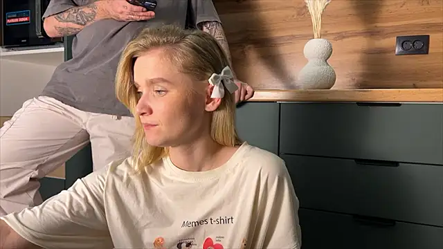 Adelovenick online show from 02.01.26