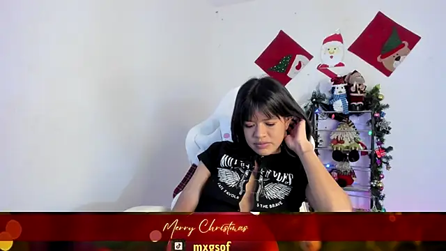 meganthompsonn22 online show from 12.18.25