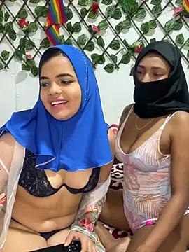 Arab rainbow girls online show from 12.03.24