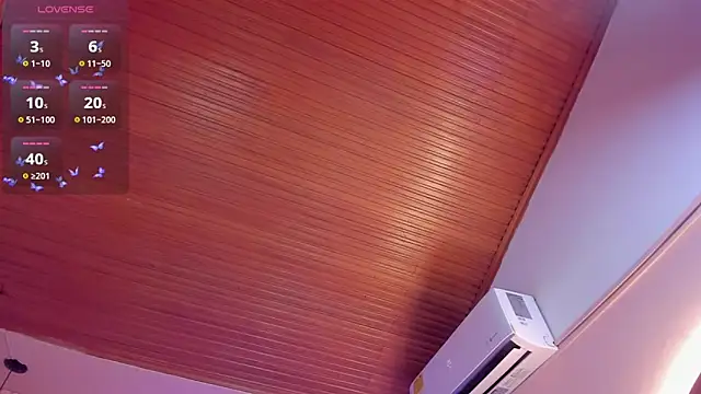 Snapshot of viiolett_lee chatting on 01.27.25 viiolett lee online show from 01.27.25