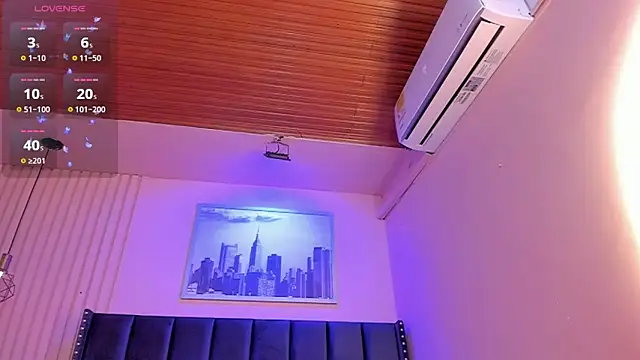 Snapshot of viiolett_lee chatting on 02.12.25 viiolett lee online show from 02.12.25