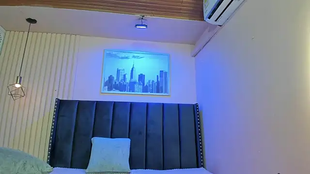 viiolett lee online show from 02.15.26