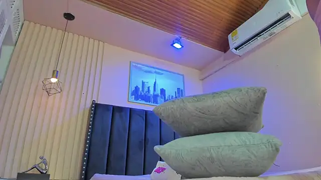 viiolett lee online show from 03.25.26