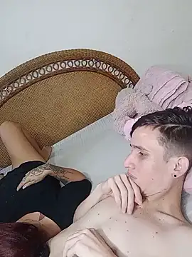 Snapshot of Milfvalesk chatting on 01.05.25 Milfvalesk online show from 01.05.25