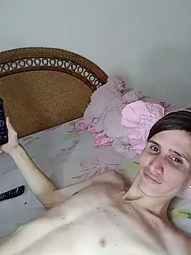 Snapshot of Milfvalesk chatting on 01.10.25 Milfvalesk online show from 01.10.25