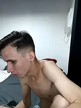 Milfvalesk online show from 04.16.26