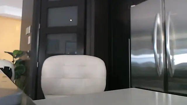 Snapshot of Toy-Daddy chatting on 10.19.25 Toy-Daddy online show from 10.19.25