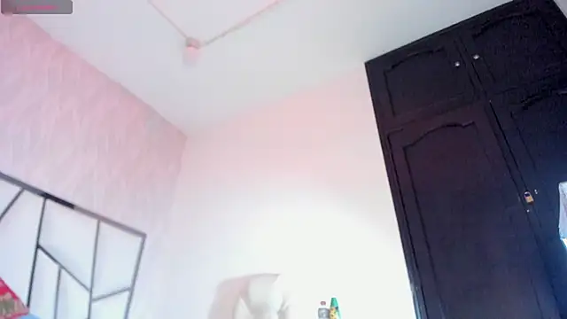 Victoriaa millers online show from 01.10.26