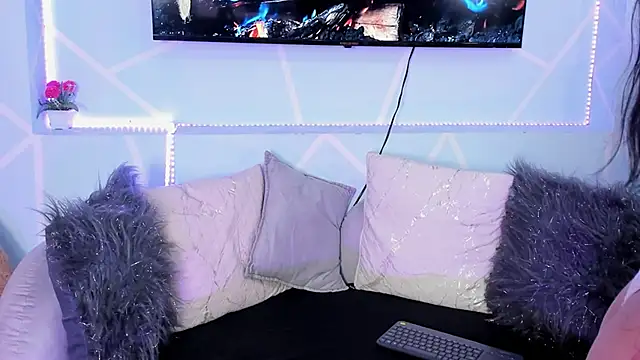 lila noa online show from 11.08.25