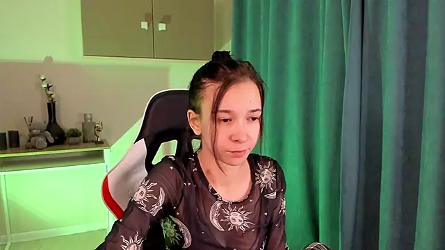 LilithStrangfor online show from 12.16.24