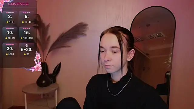 LilithStrangfor online show from 03.20.25