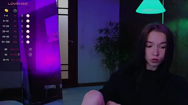 LilithStrangfor online show from 09.29.25