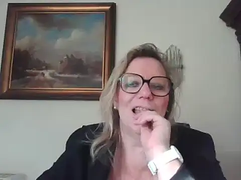 Silkesquirt online show from 01.13.25