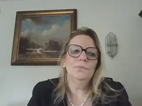 Silkesquirt online show from 01.14.25