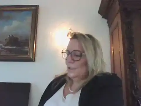 Silkesquirt online show from 01.21.25