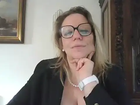 Silkesquirt online show from 02.05.25
