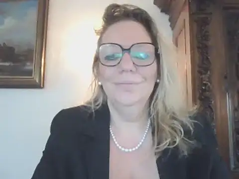 Silkesquirt online show from 02.06.25