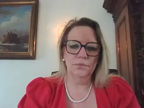 Silkesquirt online show from 02.12.25
