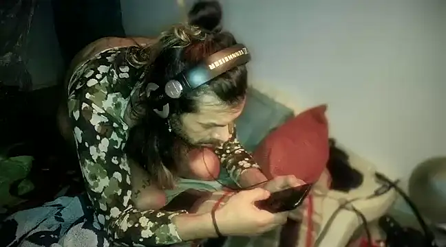 P4RtYBOII92 online show from 02.26.25