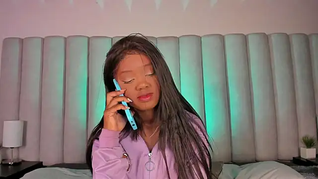 Snapshot of briannajackson_ chatting on 02.28.25 briannajackson  online show from 02.28.25