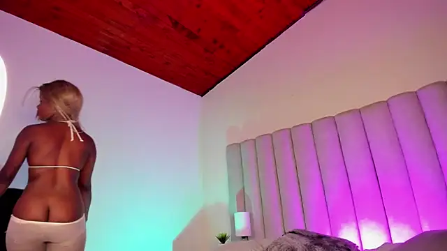 Snapshot of briannajackson_ chatting on 03.11.25 briannajackson  online show from 03.11.25