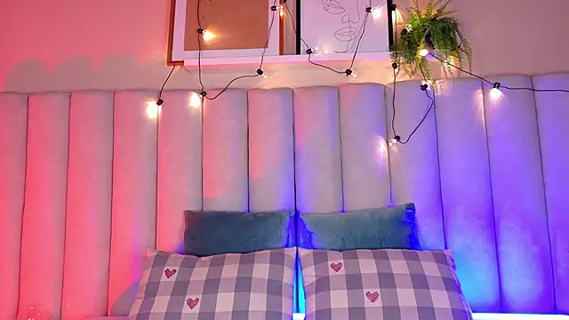 Snapshot of briannajackson_ chatting on 09.29.25 briannajackson  online show from 09.29.25