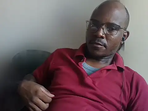 ManMaxy online show from 10.30.25