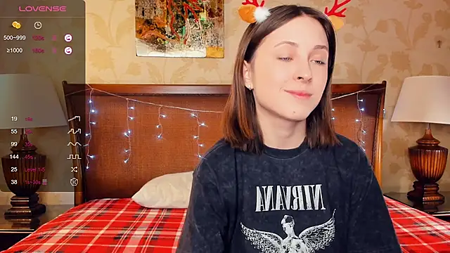 Snapshot of GemmaHanly chatting on 12.27.24 GemmaHanly online show from 12.27.24