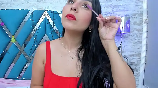  miaquevedo  online show from 12.24.24
