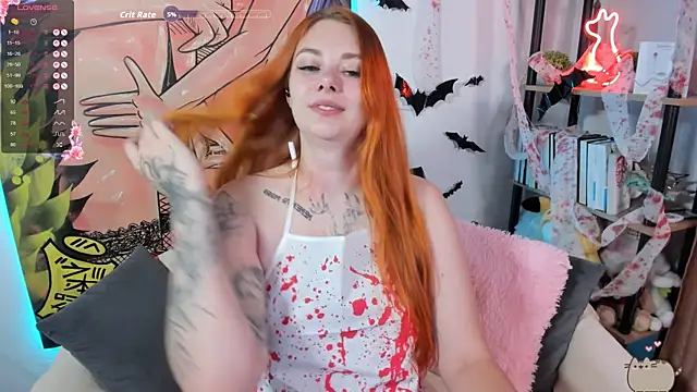 Snapshot of Kati_FoX chatting on 10.20.25 Kati FoX online show from 10.20.25