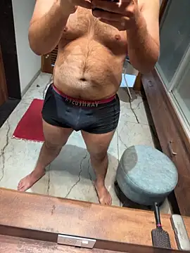 versatile guy01 online show from 02.05.26