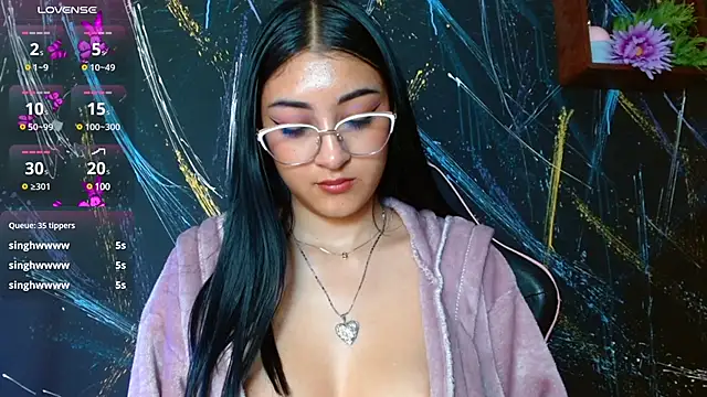 Snapshot of Mariannagp chatting on 02.04.25 Mariannagp online show from 02.04.25