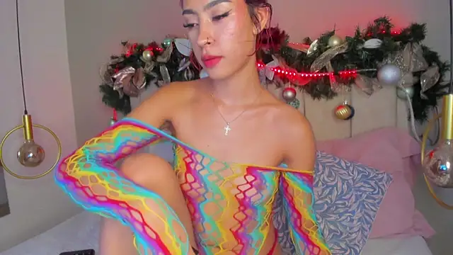 Snapshot of gloomy_sweetness chatting on 12.21.24 gloomy sweetness online show from 12.21.24
