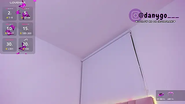 ZarianaEvanz online show from 10.05.25