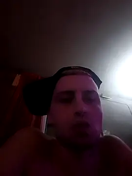 Snapshot of youngtrapboy chatting on 09.09.25 youngtrapboy online show from 09.09.25