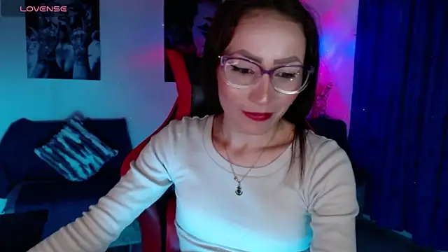 Sara-Guzman1 online show from 03.24.26