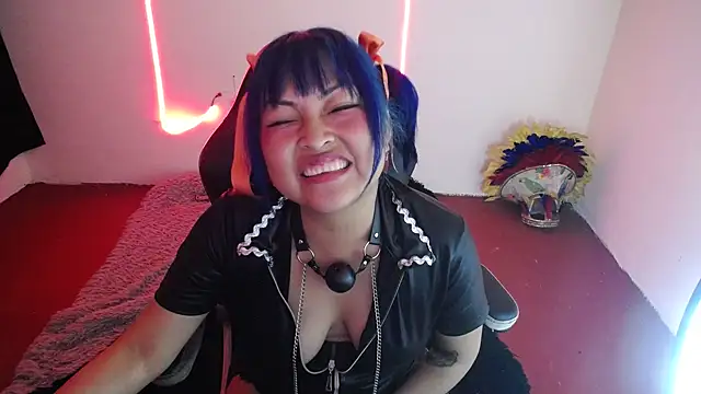 Shaddycute  online show from 12.06.24