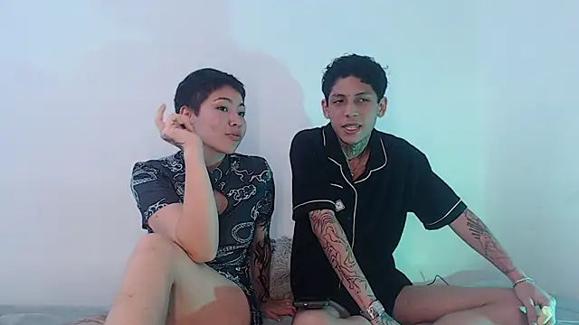 Sebas And Mila online show from 09.17.25