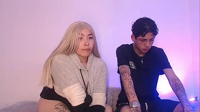 Snapshot of Sebas_And_Mila chatting on 09.28.25 Sebas And Mila online show from 09.28.25