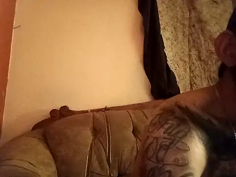 Chatoxxx614 online show from 01.31.25