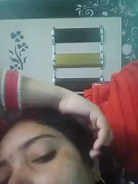 Snapshot of Mona-Singh chatting on 02.04.25 Mona-Singh online show from 02.04.25