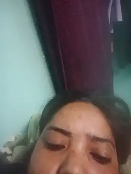 Snapshot of Mona-Singh chatting on 02.20.25 Mona-Singh online show from 02.20.25