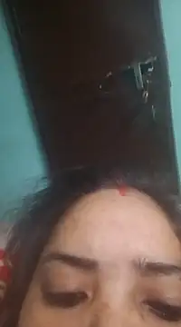 Snapshot of Mona-Singh chatting on 02.23.25 Mona-Singh online show from 02.23.25