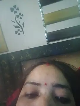 Snapshot of Mona-Singh chatting on 02.26.25 Mona-Singh online show from 02.26.25
